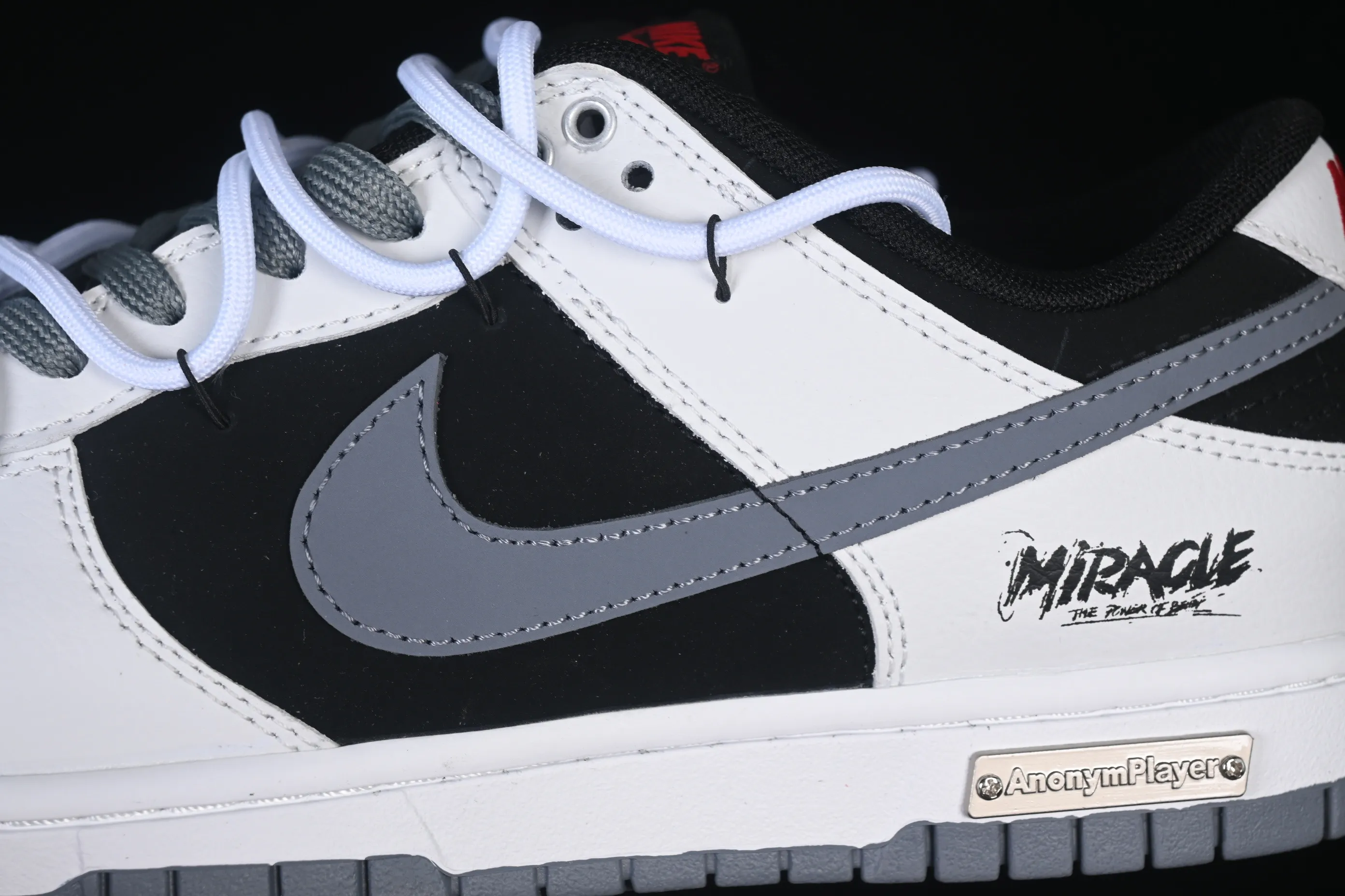 All categories Nk SB Dunk Series Nk SB Dunk Low High-end customized low-top sneakers Nike SB Dunk Low straps Anniversary high-end customized low-top casual sneakers WG0716-152